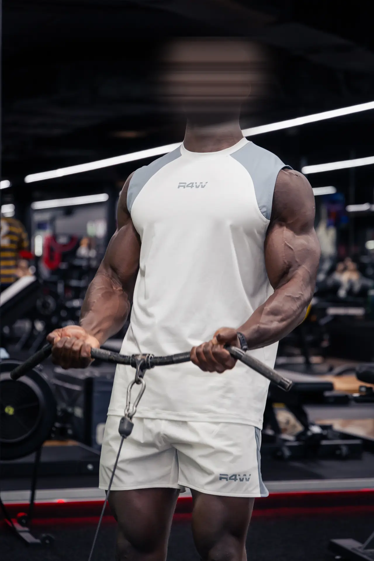 R4W athlete strength training